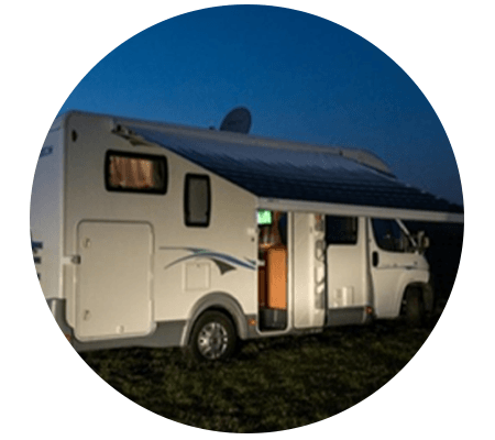Profiter de la télé par satellite en camping-car